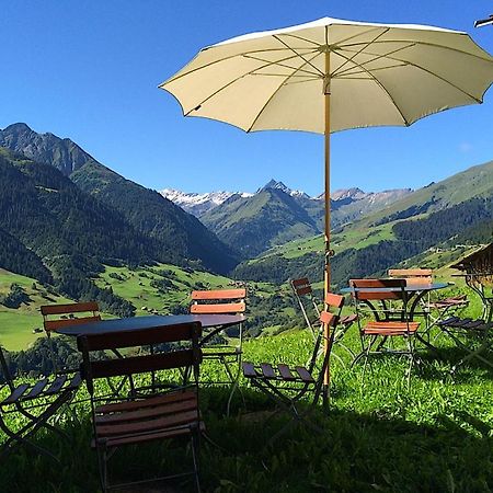 Hotel Alpina Lumbrein Eksteriør billede